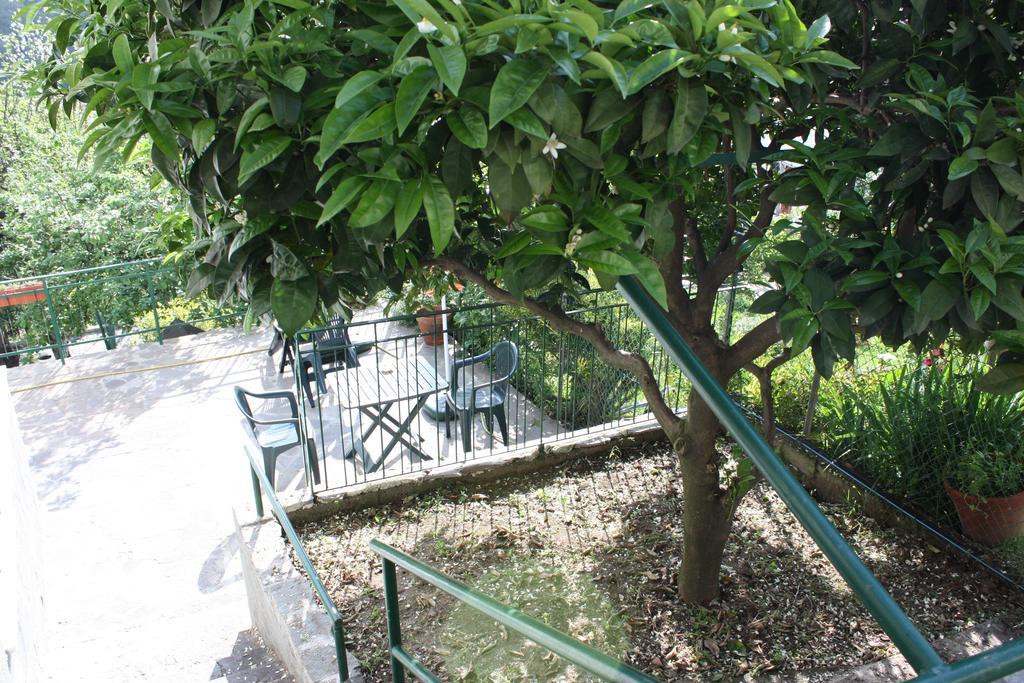 La Spezia Holidays' Rooms Exterior photo