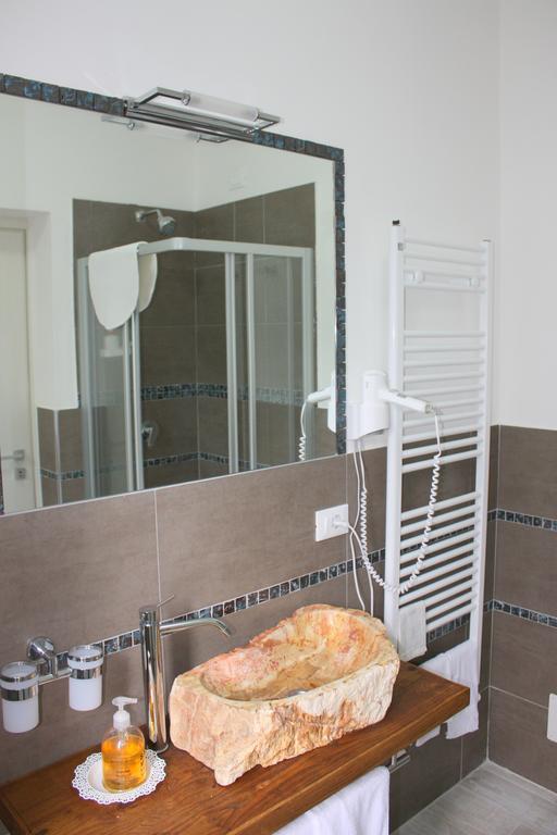 La Spezia Holidays' Rooms Exterior photo