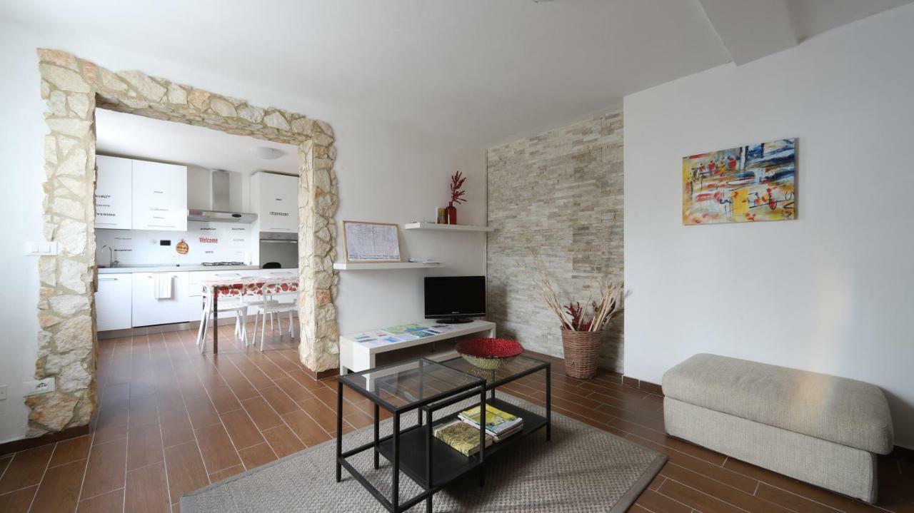 La Spezia Holidays' Rooms Exterior photo