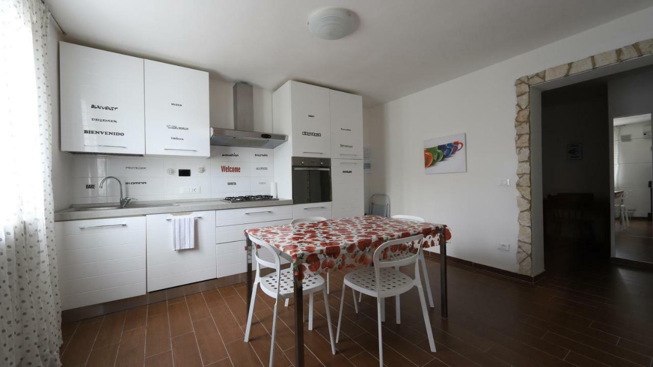 La Spezia Holidays' Rooms Exterior photo